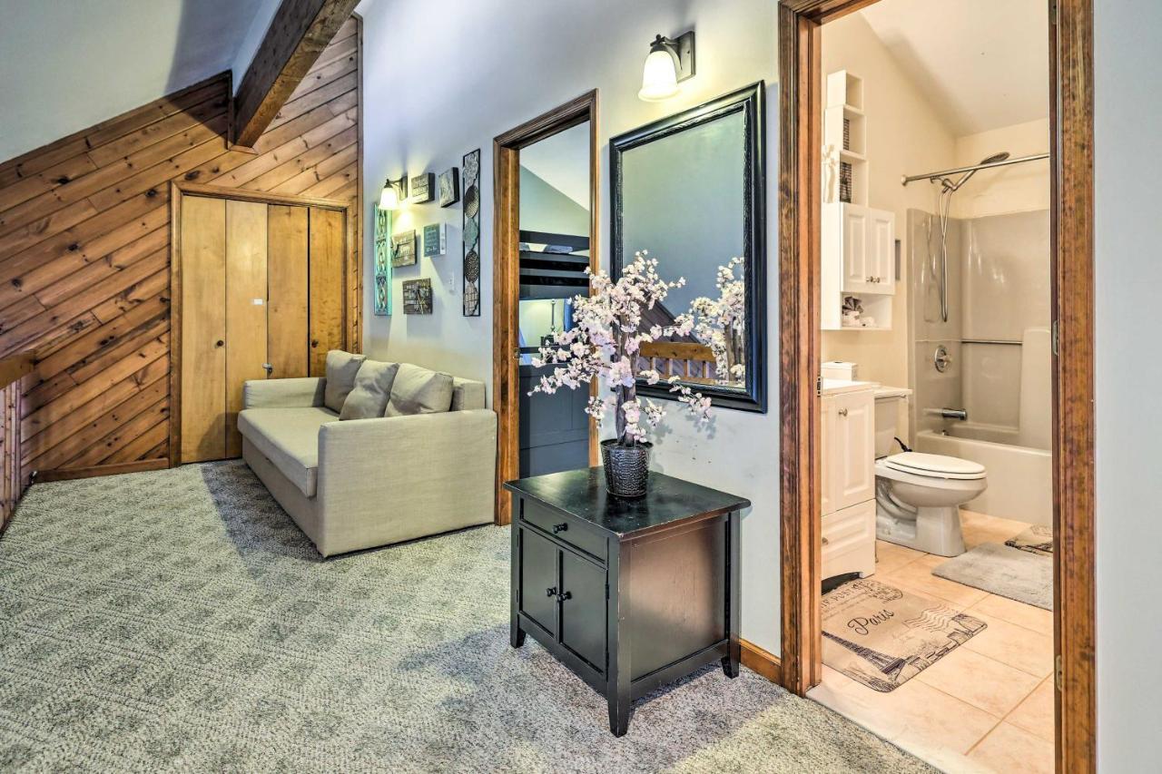 Poconos Vacation Home Walk To Locust Lake! Pocono Lake Extérieur photo